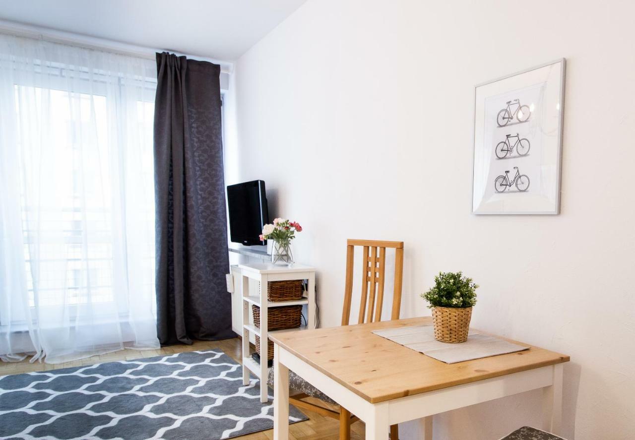 Arkadia Chillout Apartment Warschau Exterior foto
